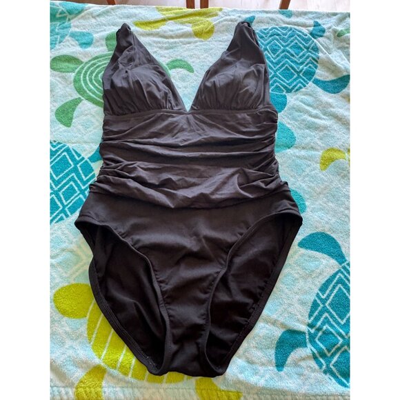 La Blanca One-Piece Swimsuit Ruched Waist Deep V-Neckline Black Size 8 - Picture 2 of 7